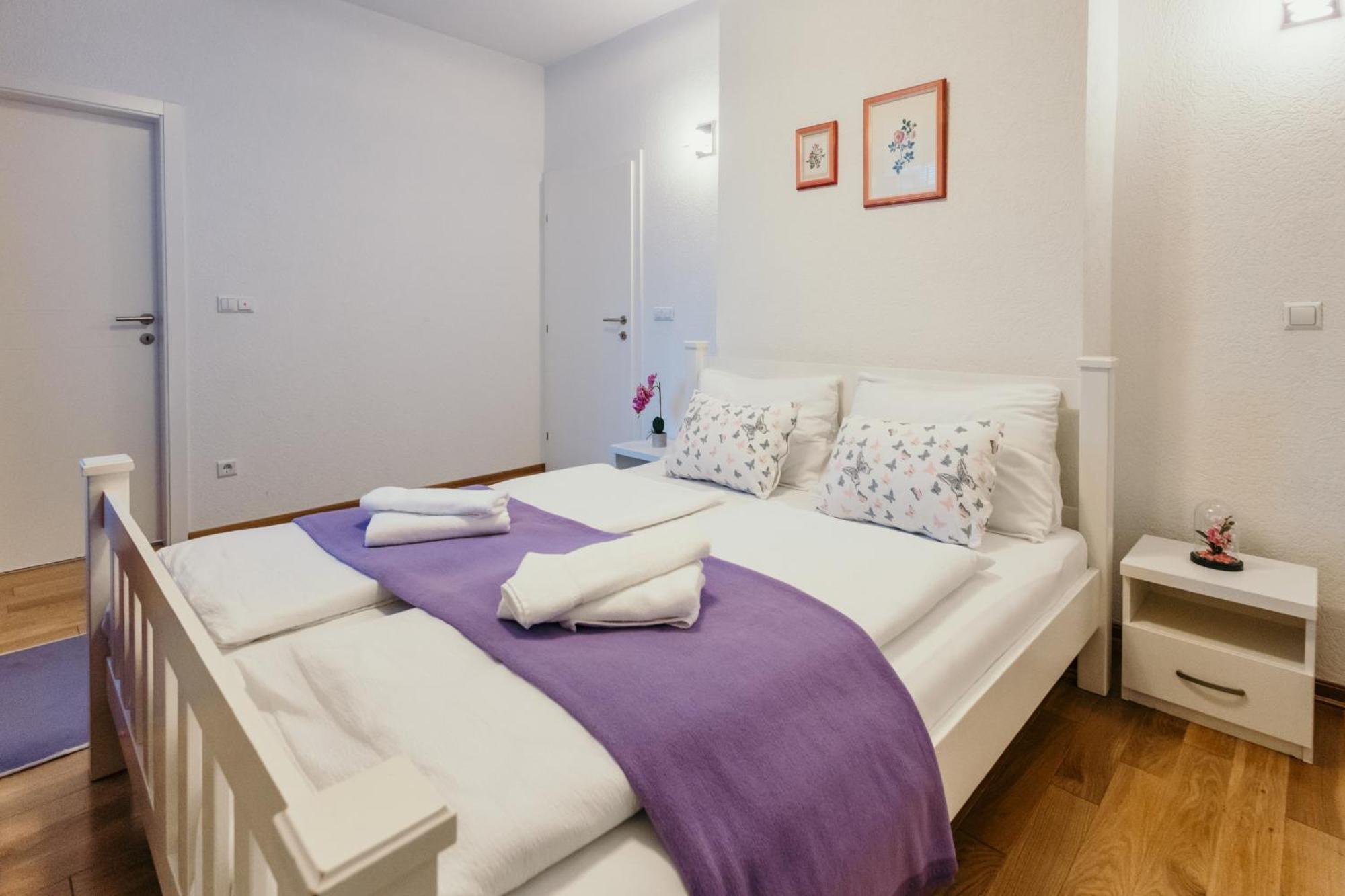 Apartment Vijecnica SJJ Esterno foto